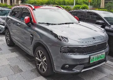 Lynk & Co 01