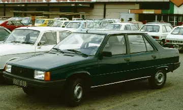 Renault R11