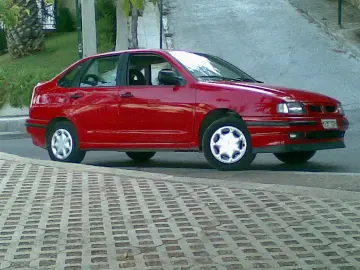 SEAT Cordoba MK I