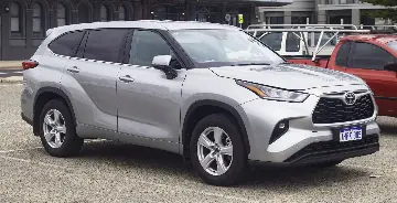 Toyota Highlander XU70