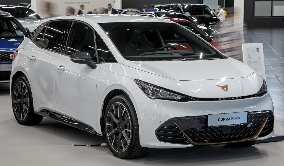 CUPRA Born