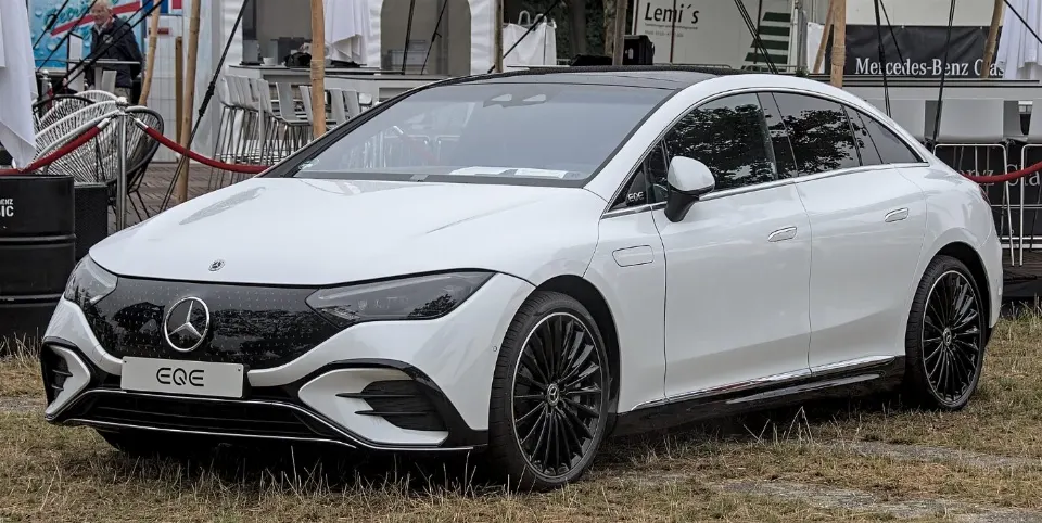 Mercedes-Benz EQE