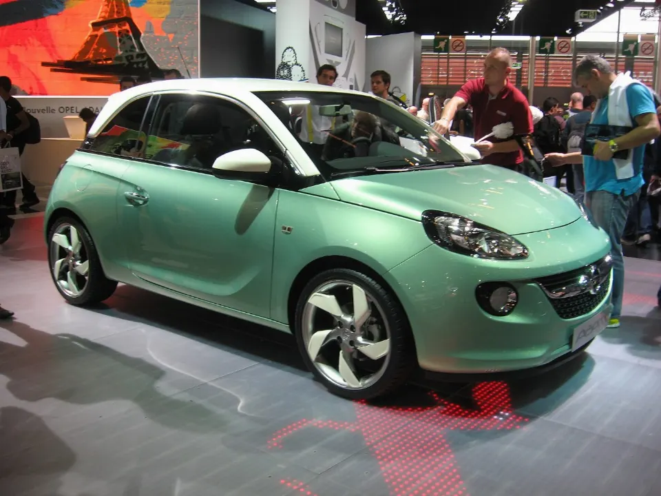 Opel Adam