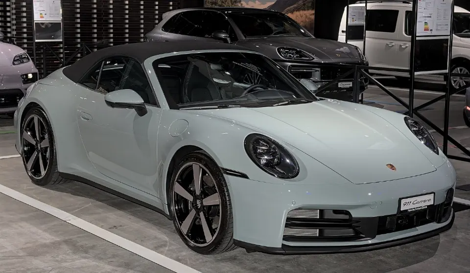 Porsche 911